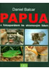 Detail titulu Papua s fotoaparátem ke stromovým lidem